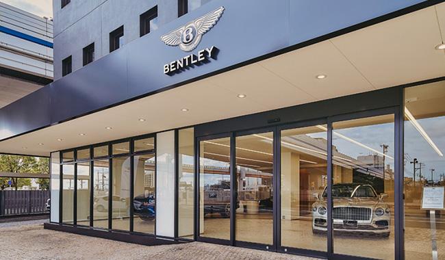 ベントレー大阪 神戸ショールーム